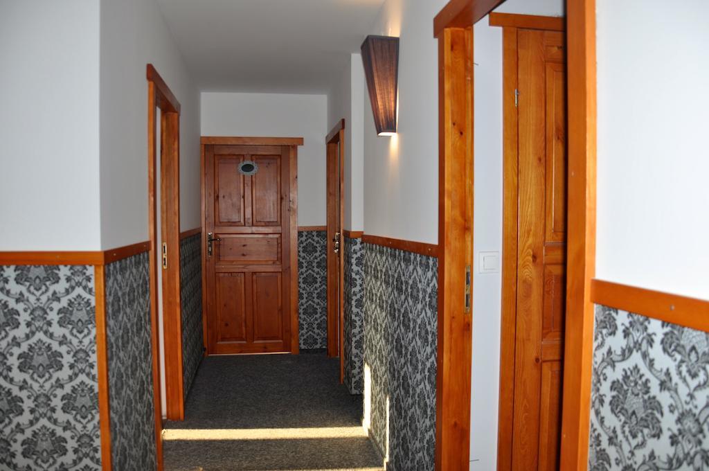 Maciejowa Chata Pobiedziska Exterior foto